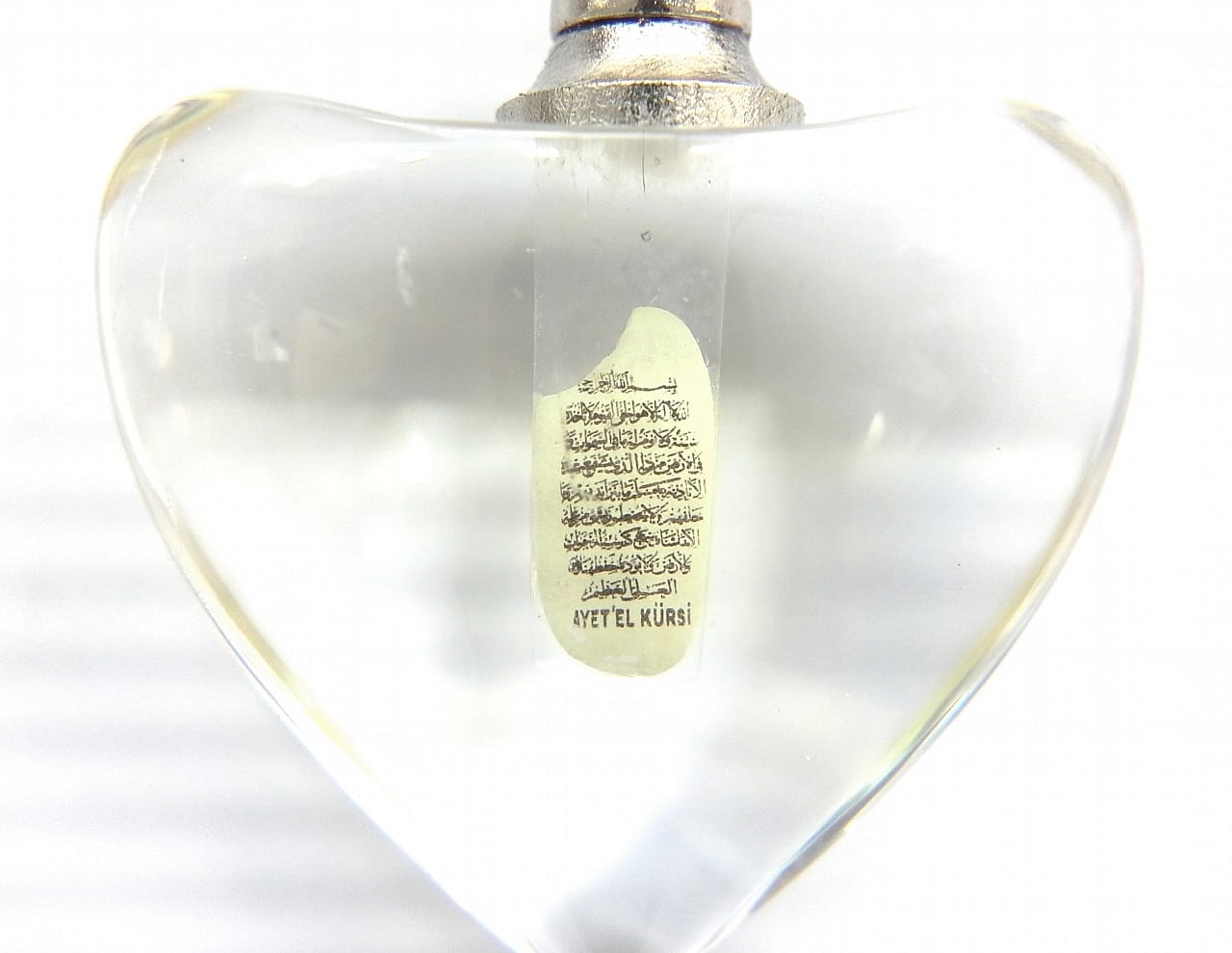 Kalp kristal ayetel kürsi yakın çekim